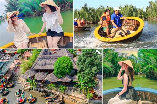 What should I prepare when traveling to Bay Mau Coconut Forest on my own?