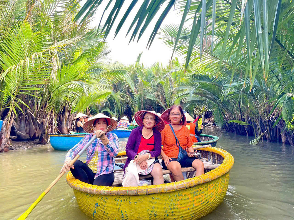 Mua vé rừng dừa chiêm ngưỡng màn múa thúng đặc sắc có 1 0 2